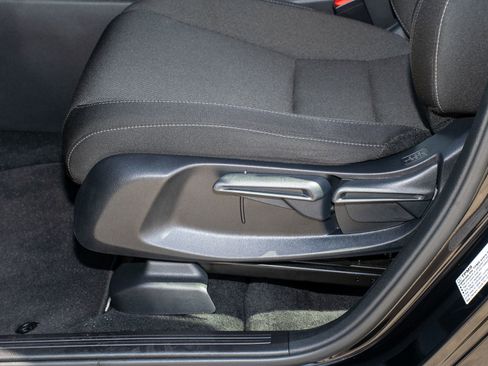 Certified 2023 Honda CR-V LX image 27