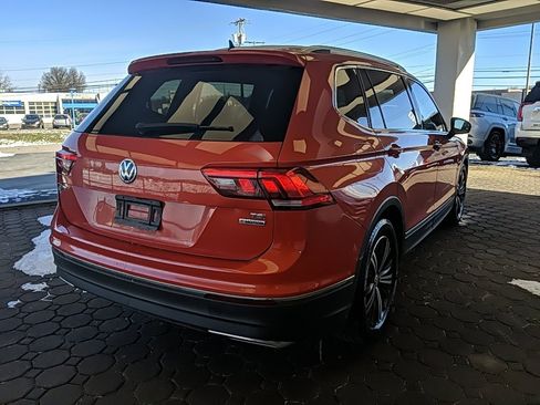 Used 2018 Volkswagen Tiguan SEL w/ 3rd Row Seat Package image 5