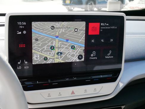 Used 2023 Volkswagen ID.4 Pro S image 22