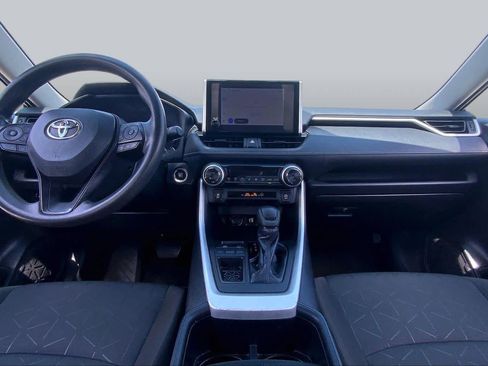 Used 2024 Toyota RAV4 XLE FWD image 15