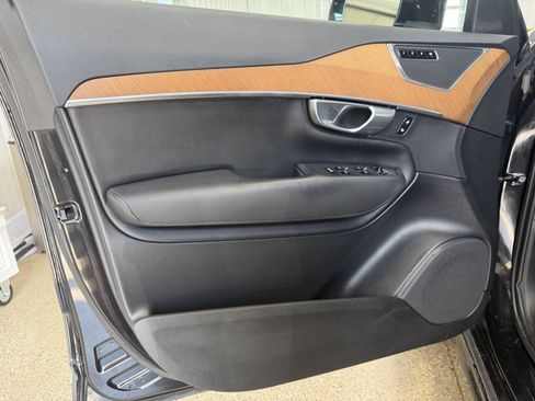 Used 2024 Volvo XC90 T8 Plus AWD/4WD image 22