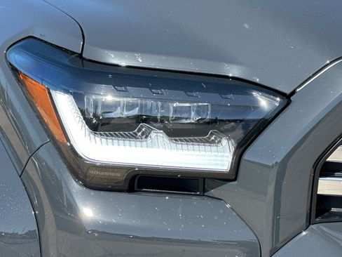 New 2026 Toyota 4Runner Limited image 32