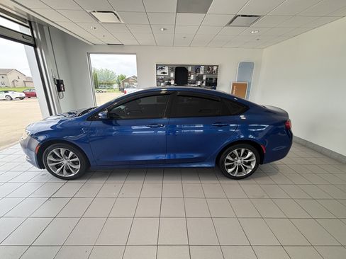 Used 2015 Chrysler 200 S w/ Navigation & Sound Group I AWD/4WD image 2