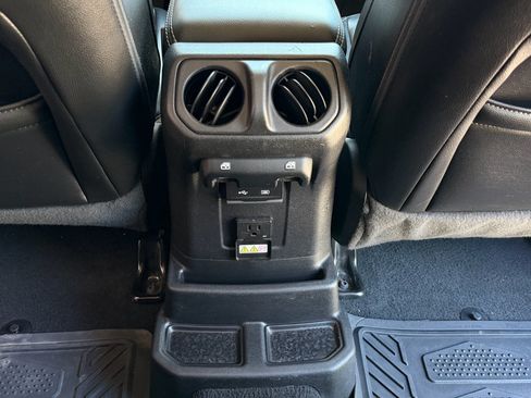 Used 2020 Jeep Wrangler Unlimited Sahara w/ Uconnect 4C Nav & Sound Group AWD/4WD image 24