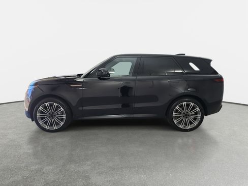 New 2026 Land Rover Range Rover Sport SE image 8