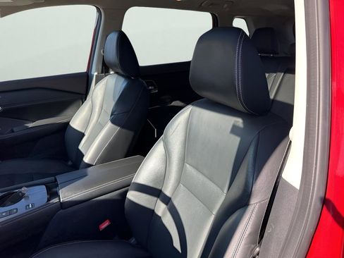 Used 2021 Nissan Rogue SL image 27