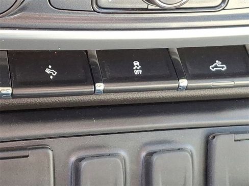 Used 2018 GMC Sierra 1500 SLT image 26