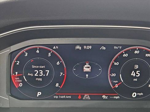 Used 2026 Volkswagen Jetta GLI Autobahn FWD image 9