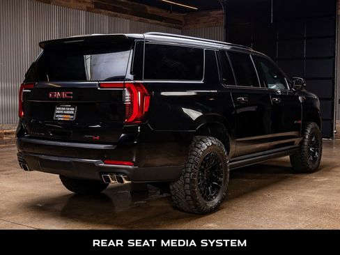 Used 2026 GMC Yukon XL AT4 w/ AT4 Premium Plus Package AWD/4WD image 9