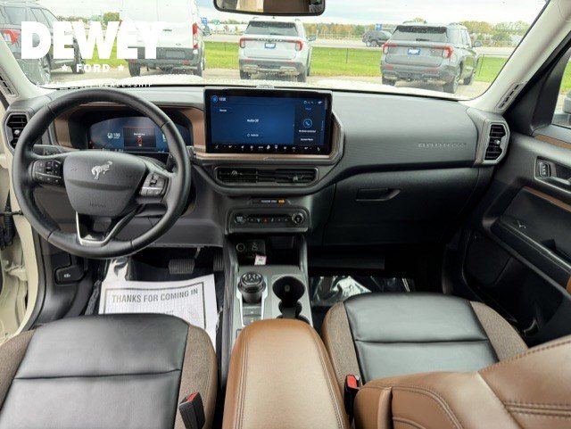 Used 2025 Ford Bronco Sport Outer Banks w/ Outer Banks Tech Package+ AWD/4WD image 28