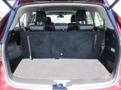 Used 2019 Toyota Highlander XLE image 31
