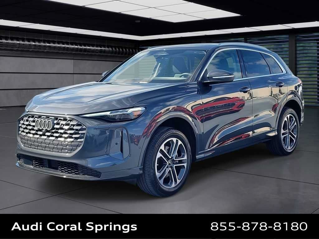 Certified 2025 Audi Q5 Premium Plus w/ Premium Plus AWD/4WD image 1