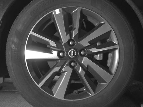 Used 2025 Nissan Altima 2.5 SV image 15