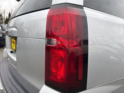 Used 2017 Chevrolet Tahoe LT w/ LT Signature Package image 18