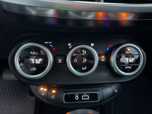 Used 2016 FIAT 500X Trekking image 24