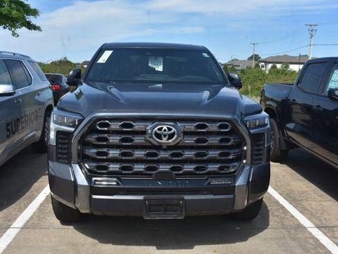 Used 2024 Toyota Tundra Platinum AWD/4WD image 2