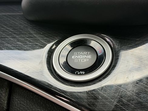 Used 2022 Jeep Grand Cherokee Trailhawk w/ Advanced Protech Group II image 33