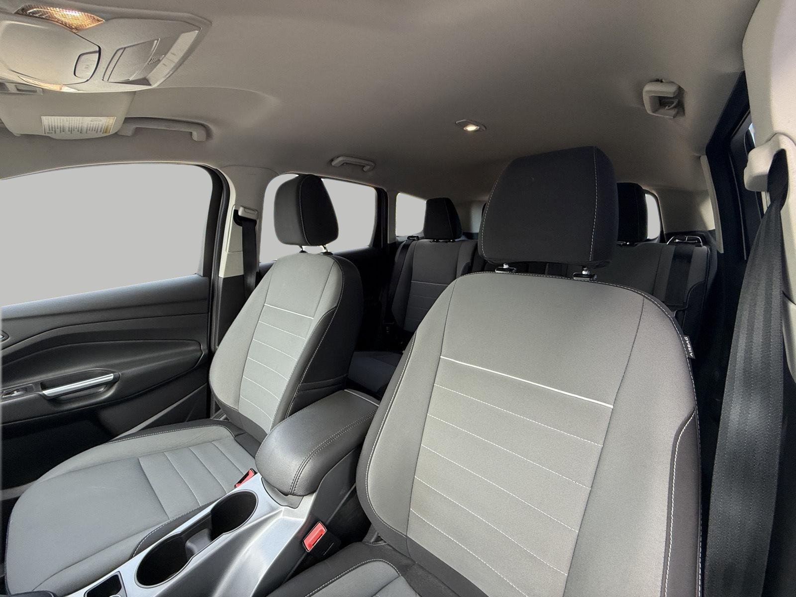 Used 2015 Ford Escape SE w/ Equipment Group 201A FWD image 38