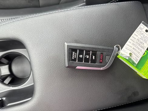 Used 2025 Acura Integra A-Spec image 35