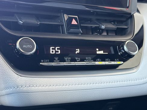 Used 2024 Toyota Corolla SE image 24