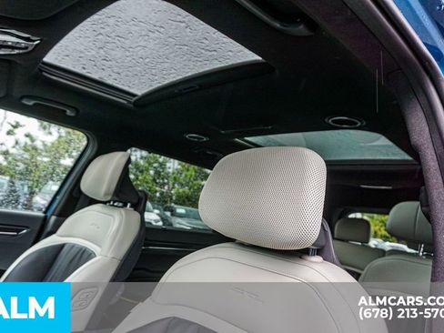 Used 2024 Kia EV9 GT-Line image 18