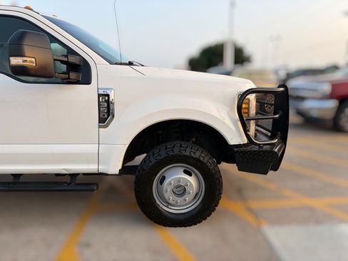 Used 2019 Ford F350 XL w/ Power Equipment Group AWD/4WD image 8
