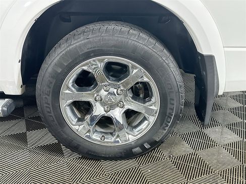 Used 2017 RAM 1500 Laramie w/ Convenience Group image 34