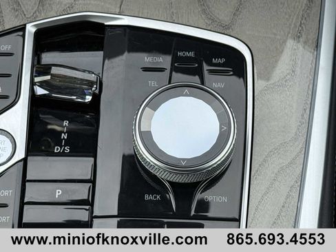 Used 2023 BMW X7 xDrive40i w/ Premium Package image 21