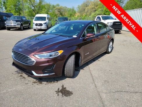 Used 2019 Ford Fusion SEL FWD image 7