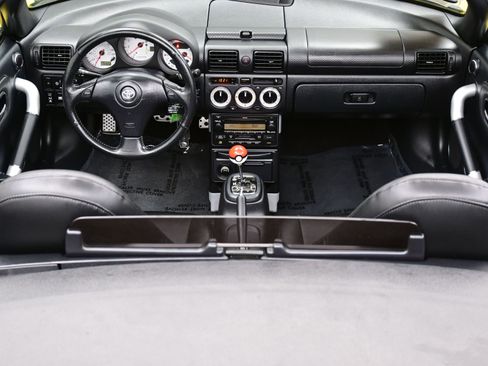 Used 2003 Toyota MR2 w/ Leather Pkg image 13
