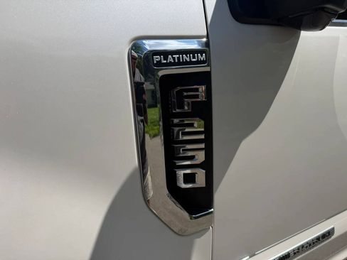 Used 2017 Ford F250 Platinum w/ Platinum Ultimate Package AWD/4WD image 67