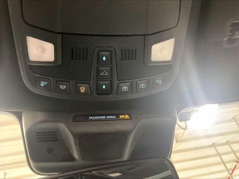 Used 2024 Ford Expedition Limited image 27