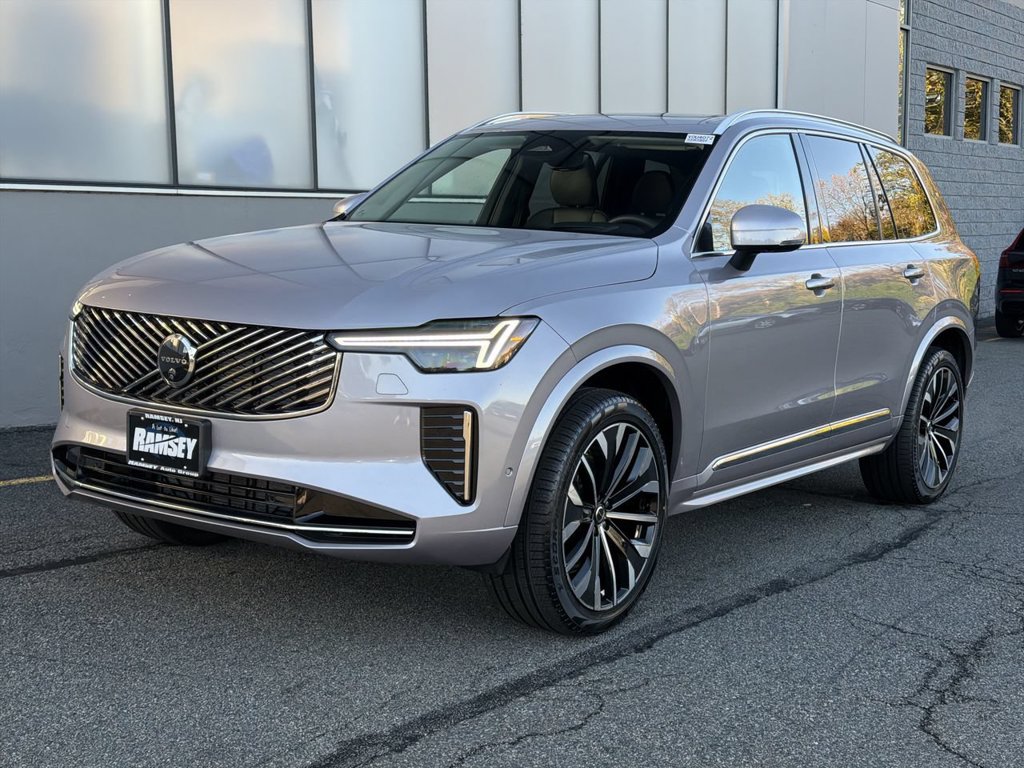 Certified 2026 Volvo XC90 B5 Ultra AWD/4WD image 1