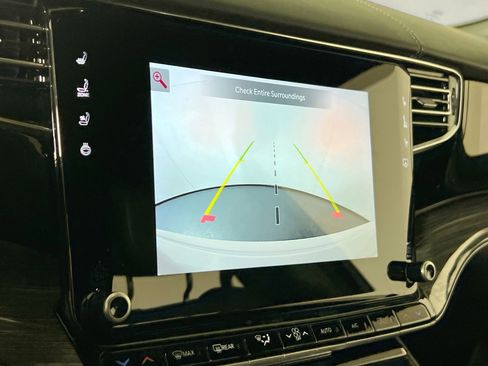 Used 2022 Jeep Wagoneer Series III image 14