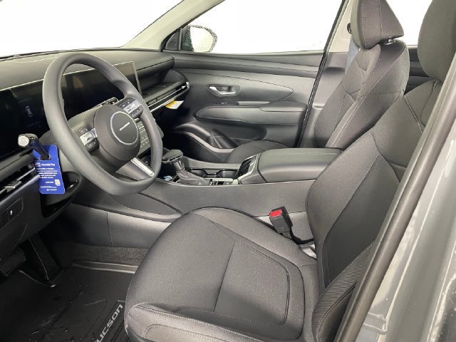 New 2026 Hyundai Tucson SE AWD/4WD image 2