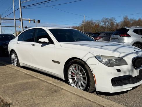 Used 2013 BMW 750i xDrive AWD/4WD image 4