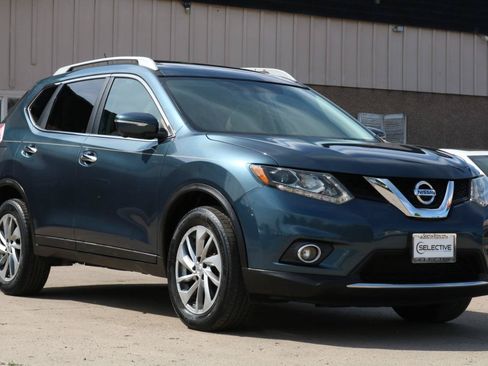 Used 2014 Nissan Rogue SL w/ SL Premium Package AWD/4WD image 5
