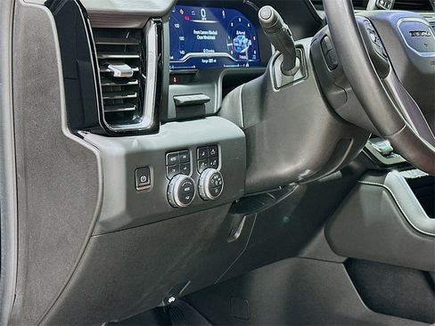 Used 2024 GMC Sierra 3500 Denali Ultimate image 10