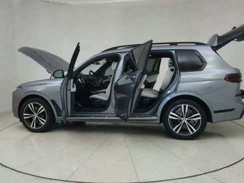 Used 2026 BMW X7 xDrive40i image 79
