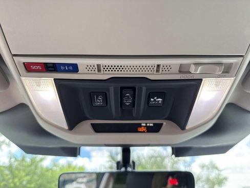 Used 2023 Subaru Forester Touring AWD/4WD image 47