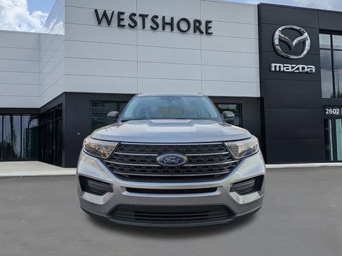 Used 2022 Ford Explorer XLT image 7