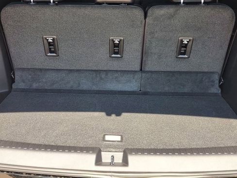 New 2026 Chevrolet Traverse RS image 21