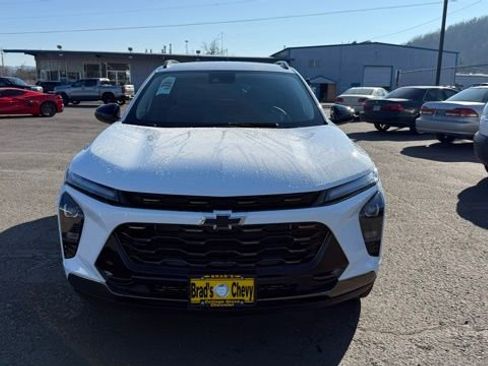 New 2026 Chevrolet Trax ACTIV image 2