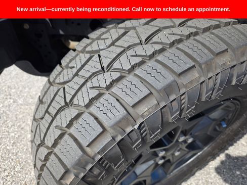 Used 2022 Jeep Gladiator Willys image 9