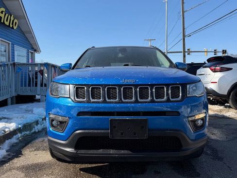 Used 2019 Jeep Compass Latitude w/ Popular Equipment Group image 2