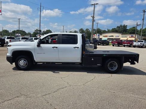 Used 2024 Chevrolet Silverado 3500 W/T w/ WT Convenience Package AWD/4WD image 4