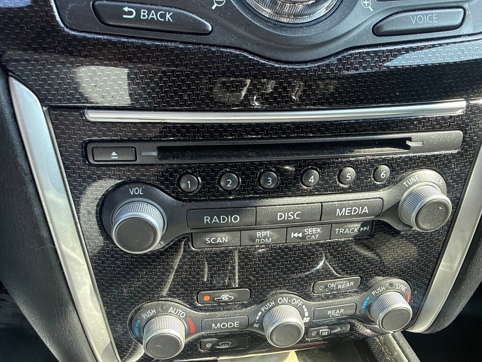 Used 2019 Nissan Pathfinder SV w/ Rock Creek Edition FWD image 14