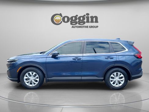 Used 2024 Honda CR-V LX image 2