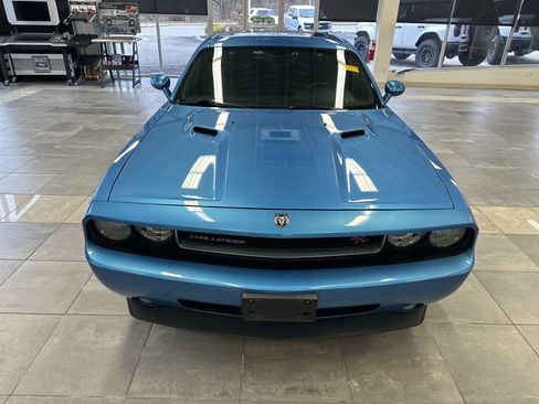 Used 2010 Dodge Challenger R/T image 19