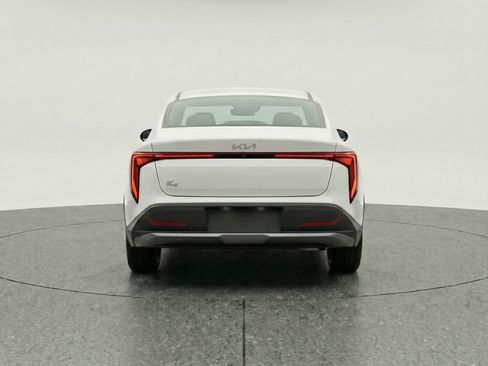 Used 2025 Kia K4 LXS image 7